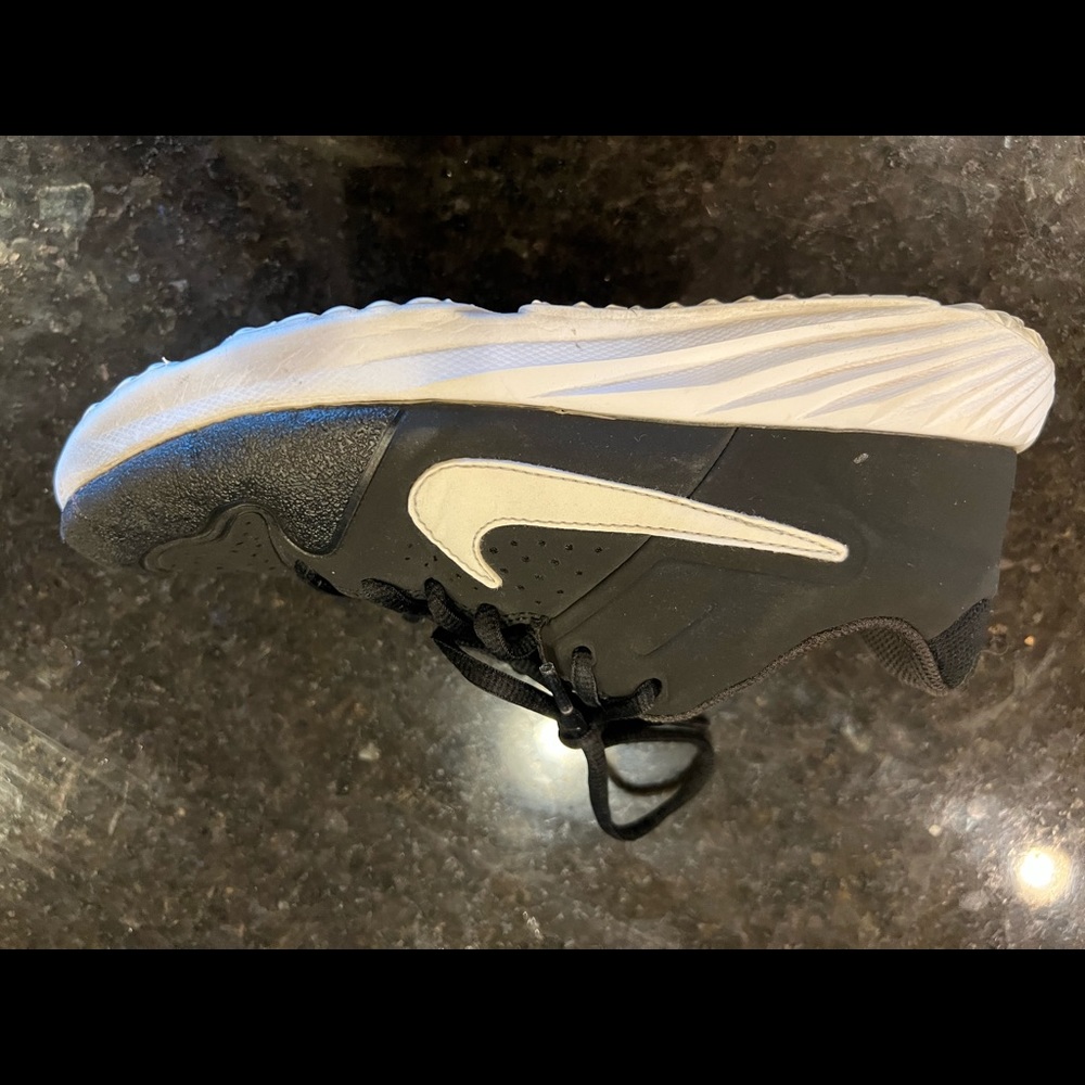 Nike Women's Alpha Huarache Turf Softball Cleats